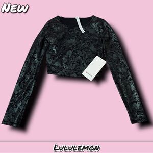 New NWT Lululemon Wunder Train Cropped Long Sleeve Shirt Foil - SZ 2